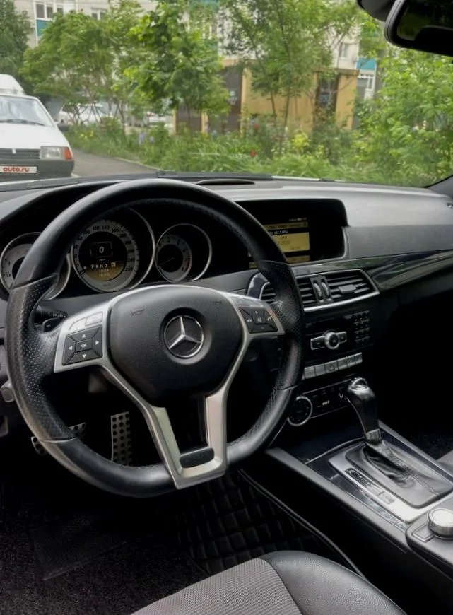 Mercedes-Benz C-Класс