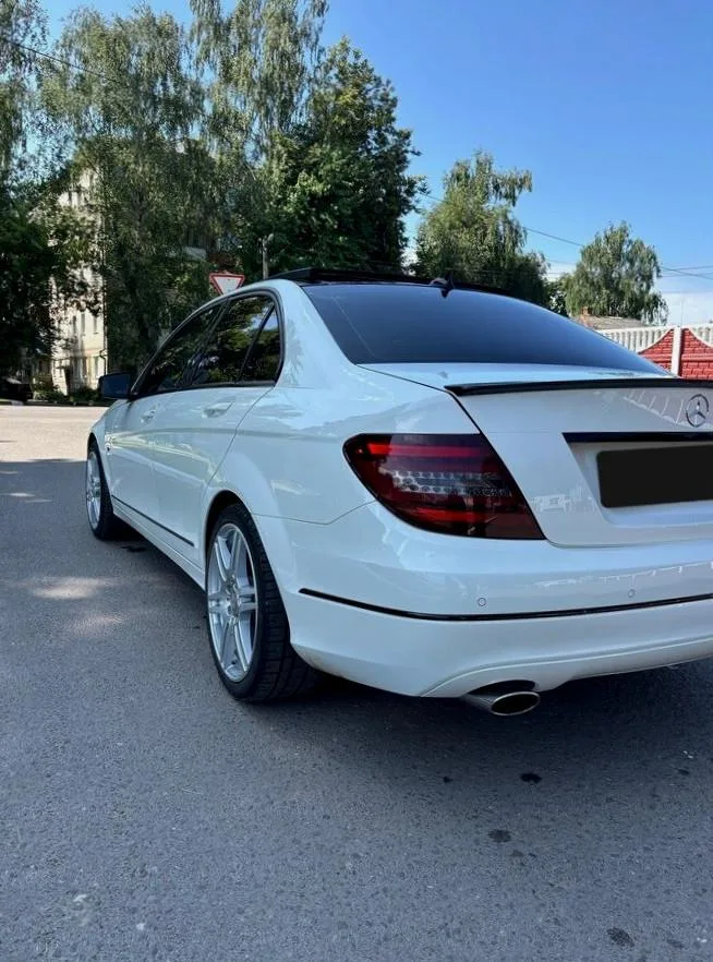Mercedes-Benz C-Класс