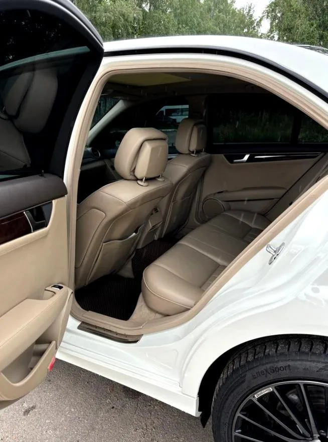 Mercedes-Benz C-Класс