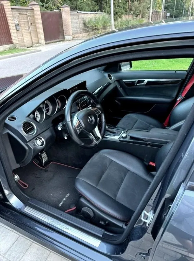 Mercedes-Benz C-Класс