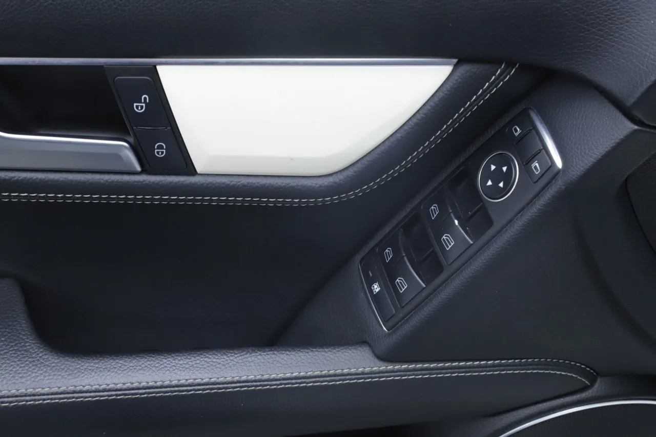 Mercedes-Benz C-Класс
