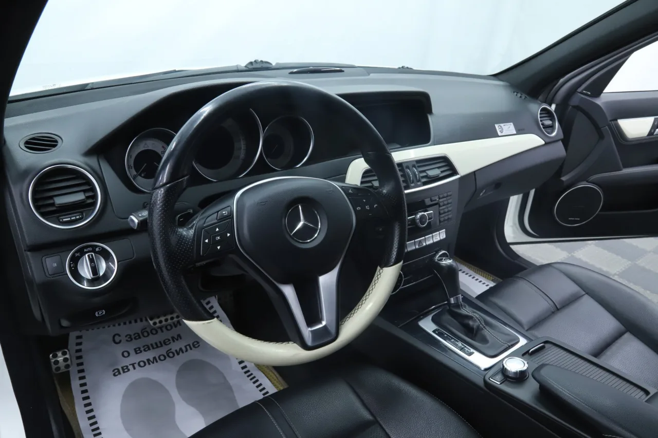 Mercedes-Benz C-Класс