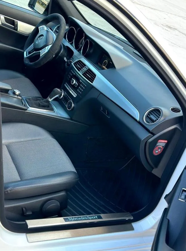 Mercedes-Benz C-Класс