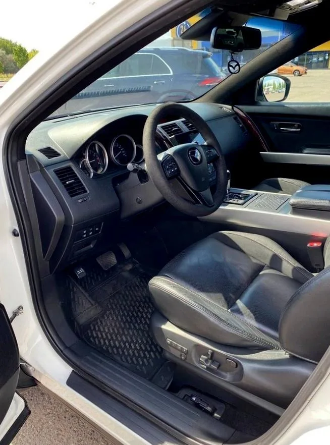 Mazda CX-9