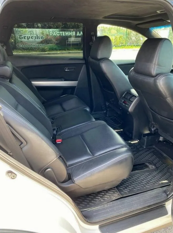 Mazda CX-9