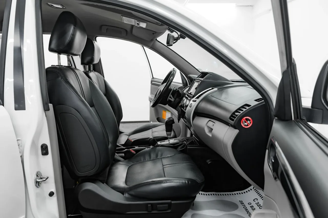 Mitsubishi Pajero Sport