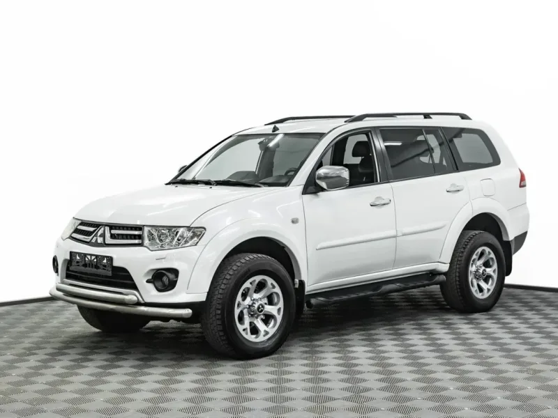 Mitsubishi Pajero Sport 2014
