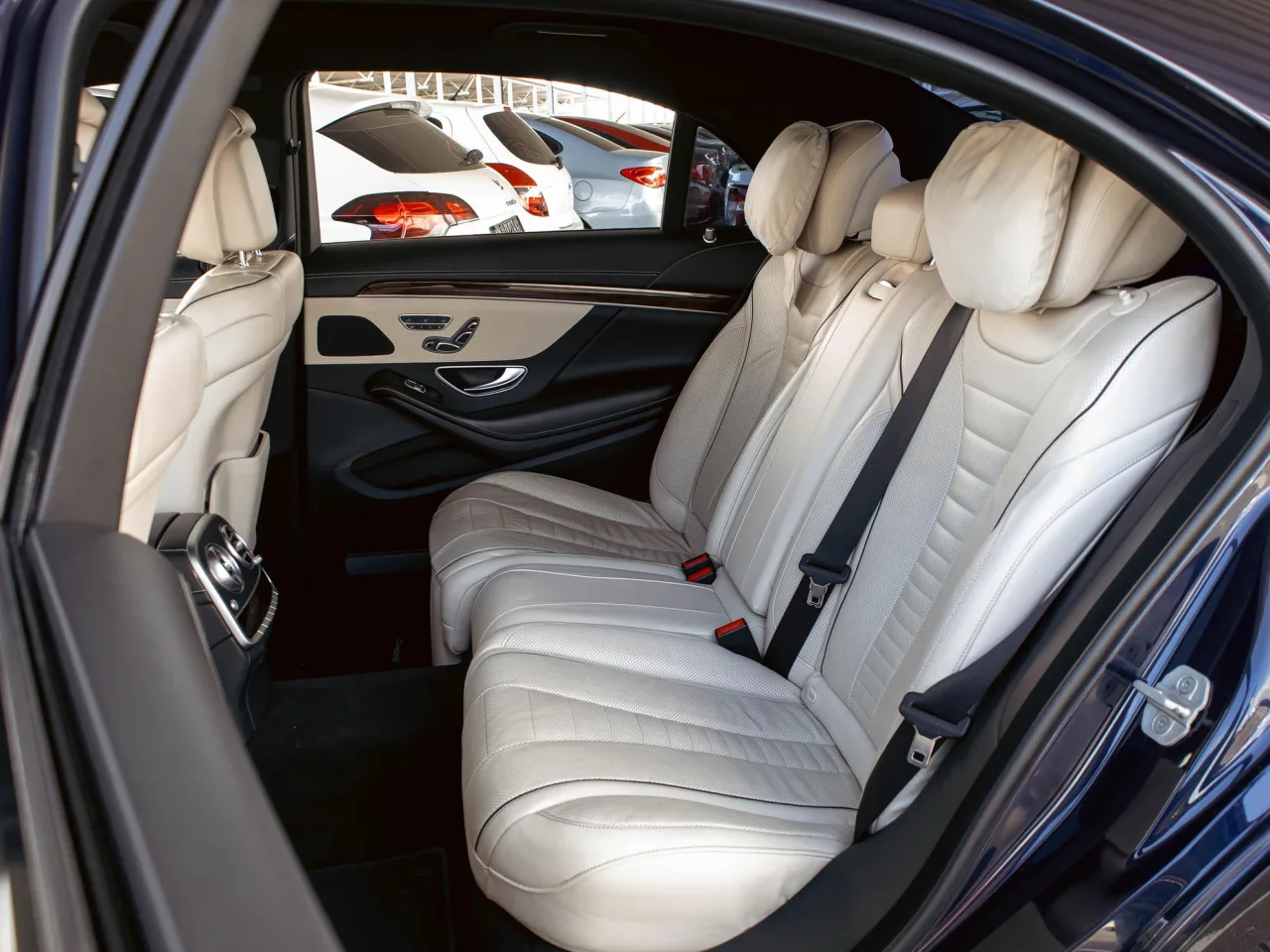 Mercedes-Benz S-Класс