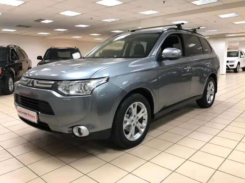 Mitsubishi Outlander 2012