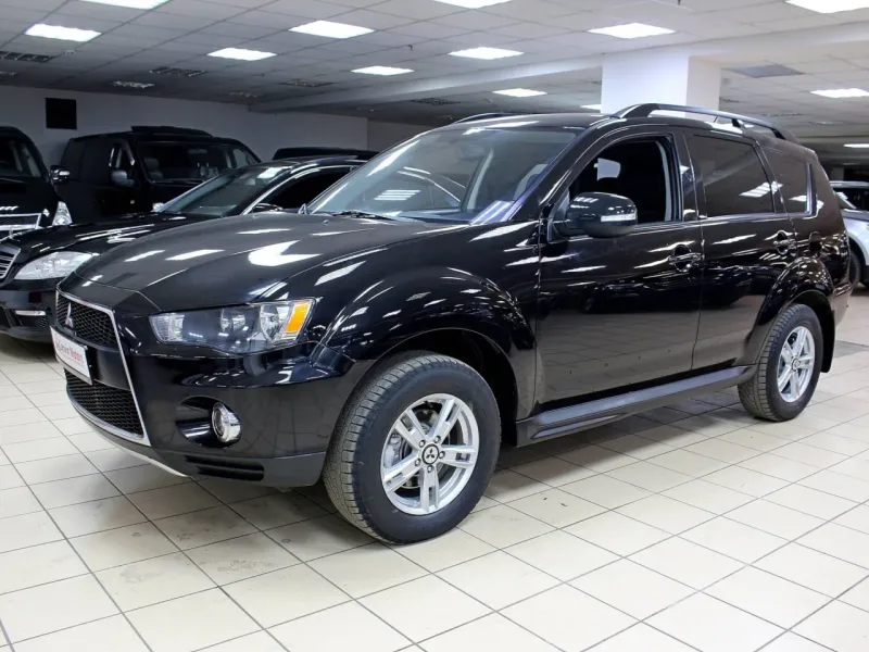 Mitsubishi Outlander 2012