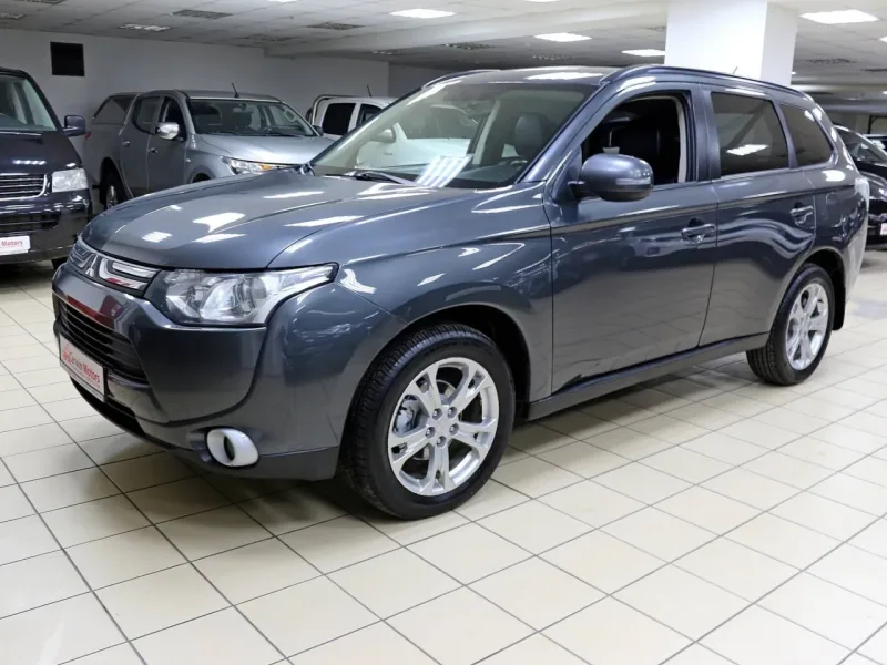 Mitsubishi Outlander 2013