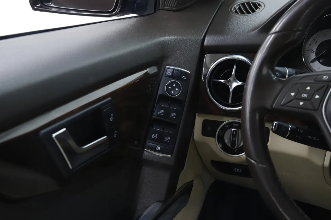 Mercedes-Benz GLK-Класс