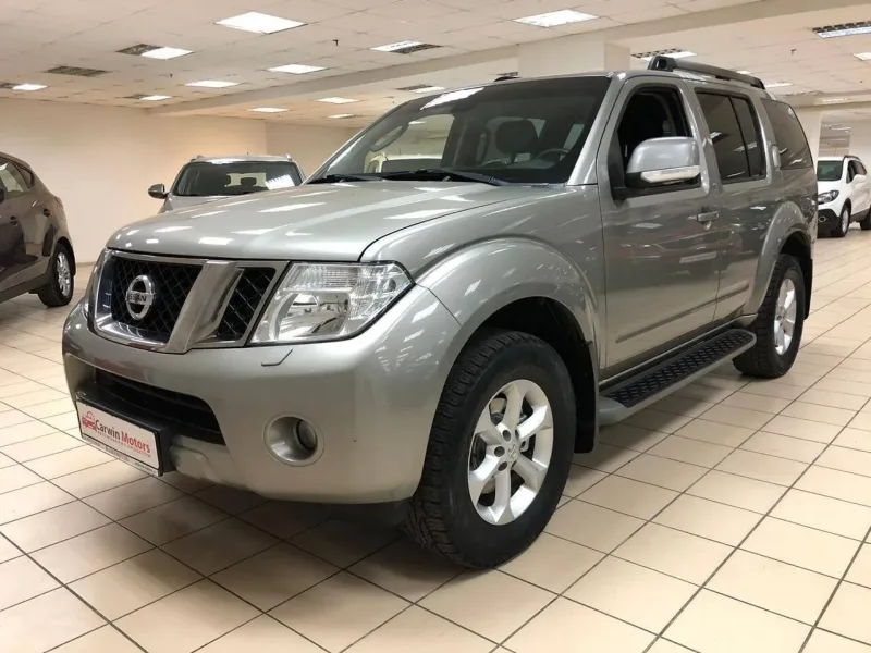 Nissan Pathfinder 2012