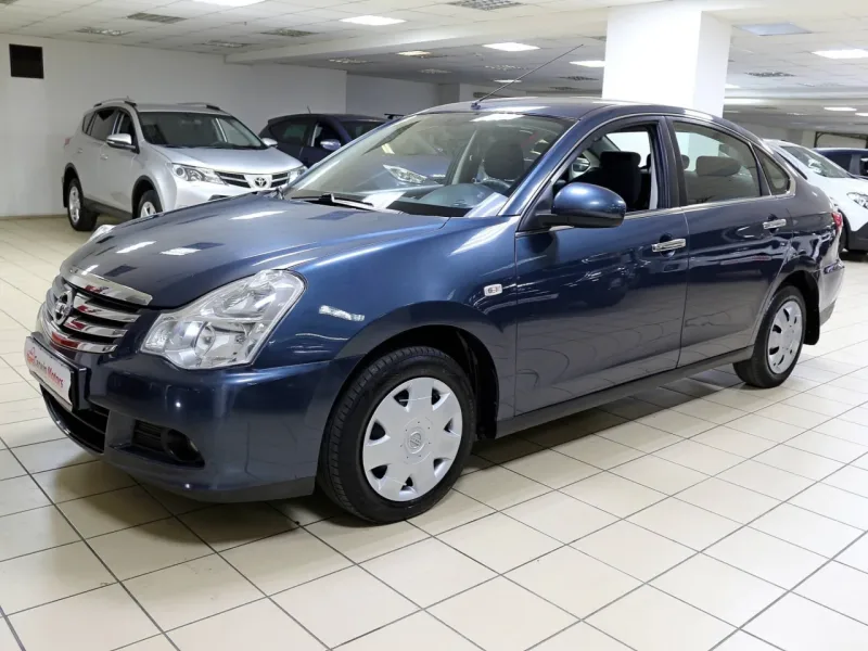 Nissan Almera 2015