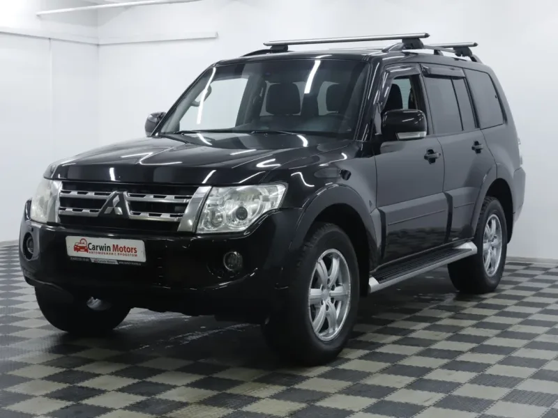 Mitsubishi Pajero 2013