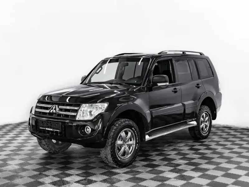 Mitsubishi Pajero 2012