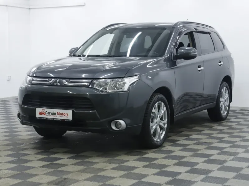 Mitsubishi Outlander 2013