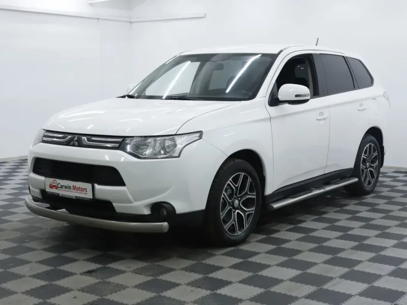 Mitsubishi Outlander 2012