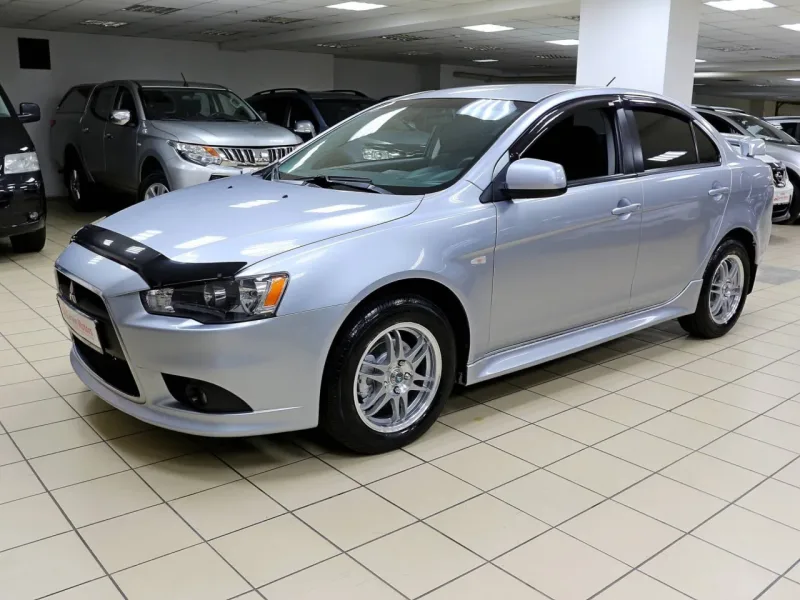 Mitsubishi Lancer 2012