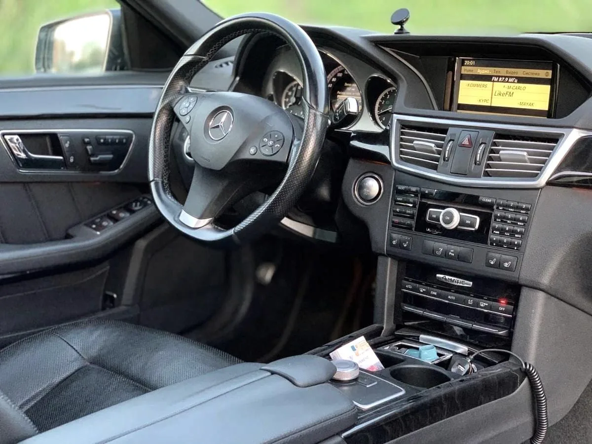 Mercedes-Benz E-Класс