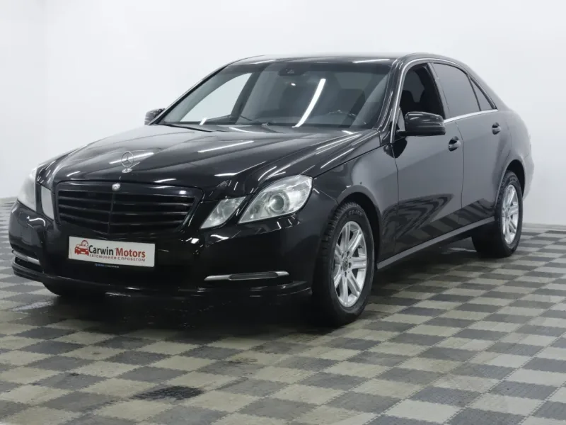 Mercedes-Benz E-Класс 2012