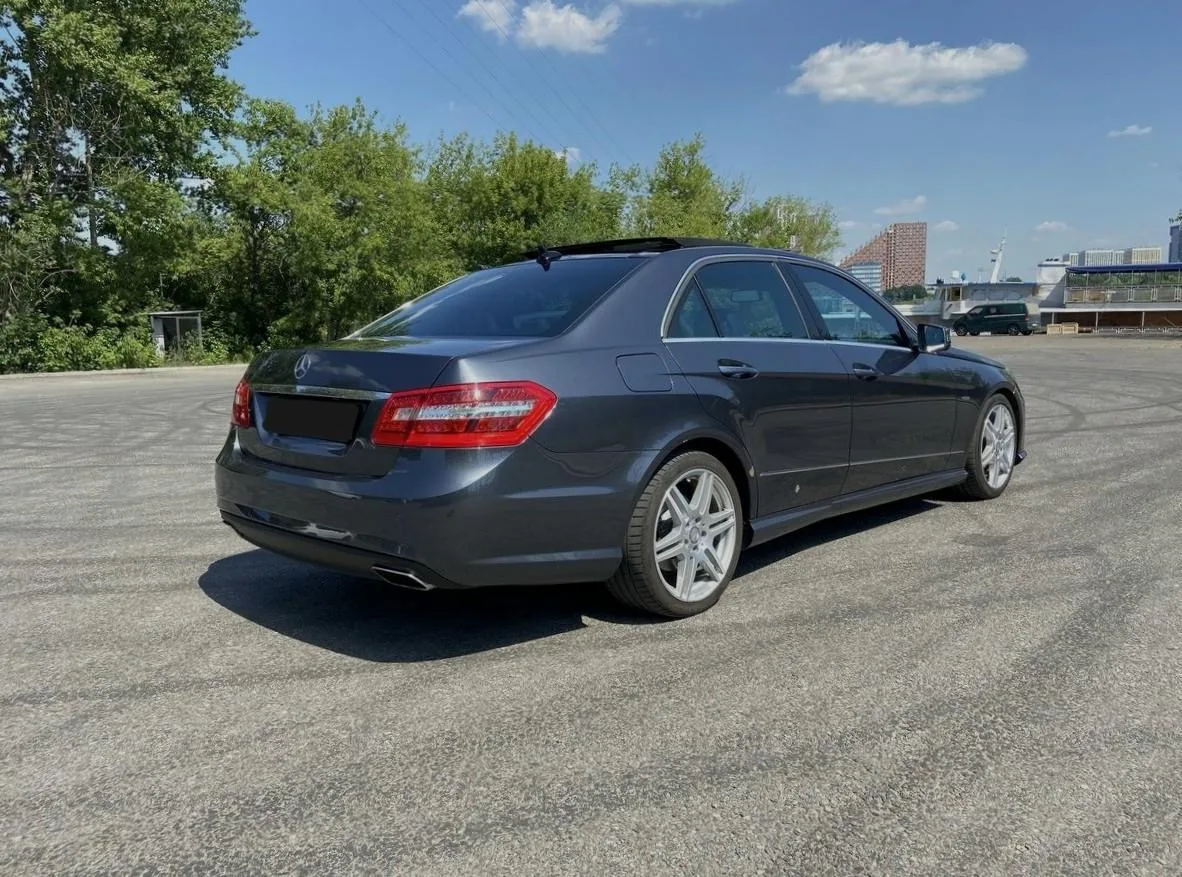 Mercedes-Benz E-Класс