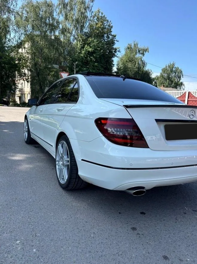 Mercedes-Benz C-Класс