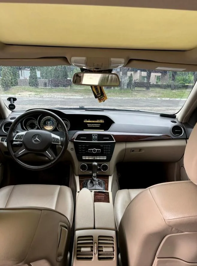 Mercedes-Benz C-Класс