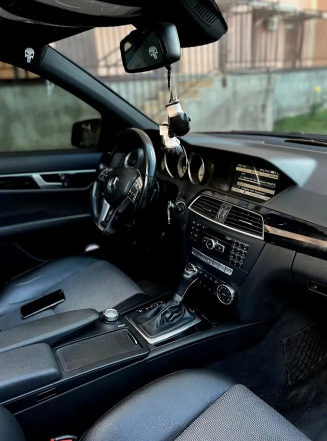 Mercedes-Benz C-Класс