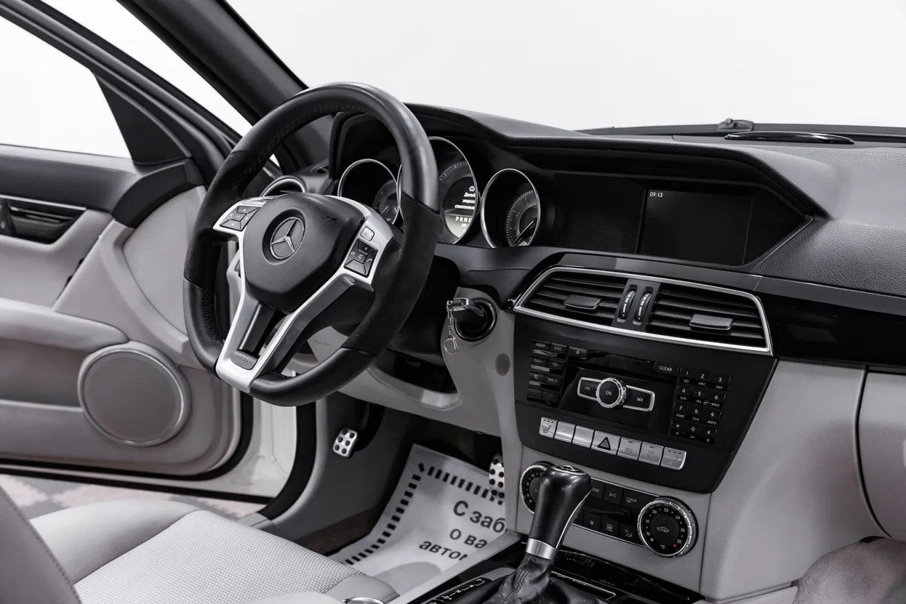 Mercedes-Benz C-Класс