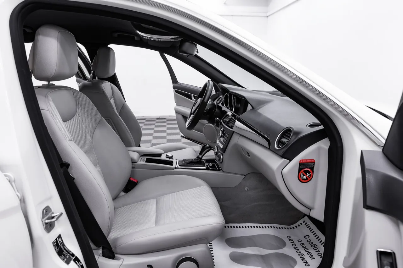 Mercedes-Benz C-Класс