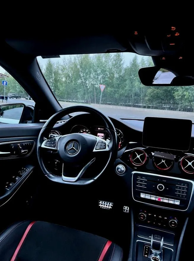 Mercedes-Benz CLA AMG