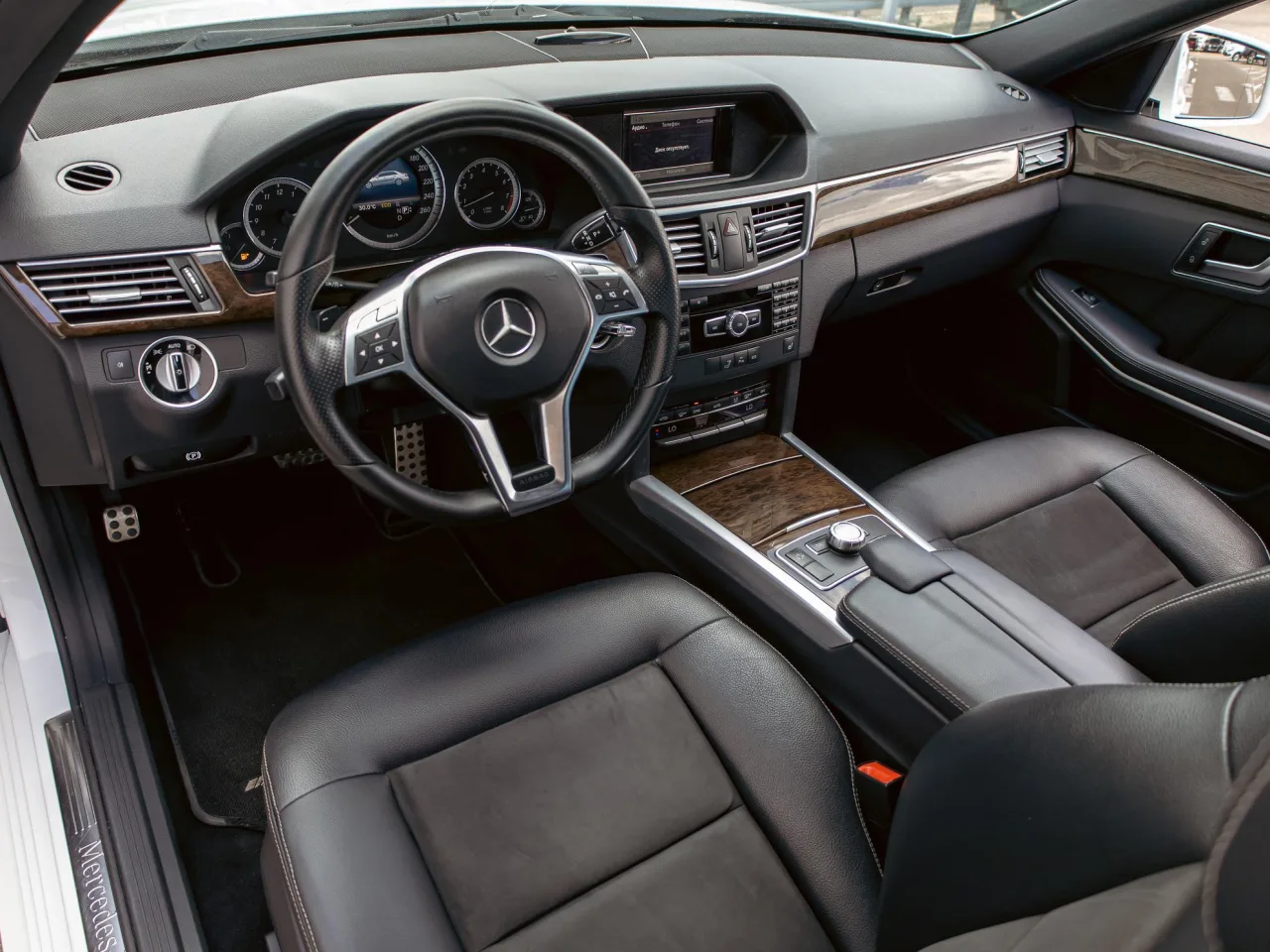 Mercedes-Benz E-Класс
