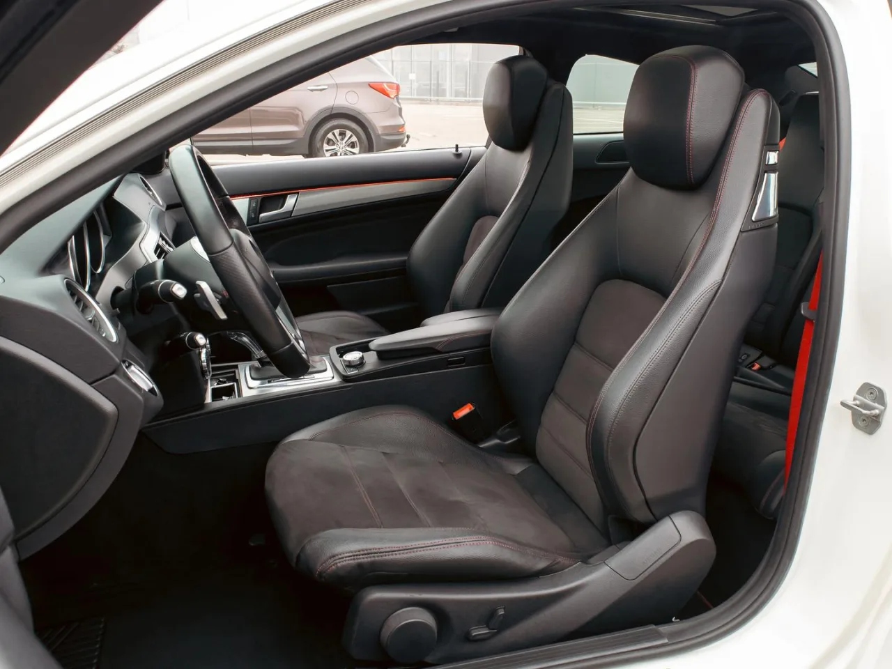 Mercedes-Benz C-Класс