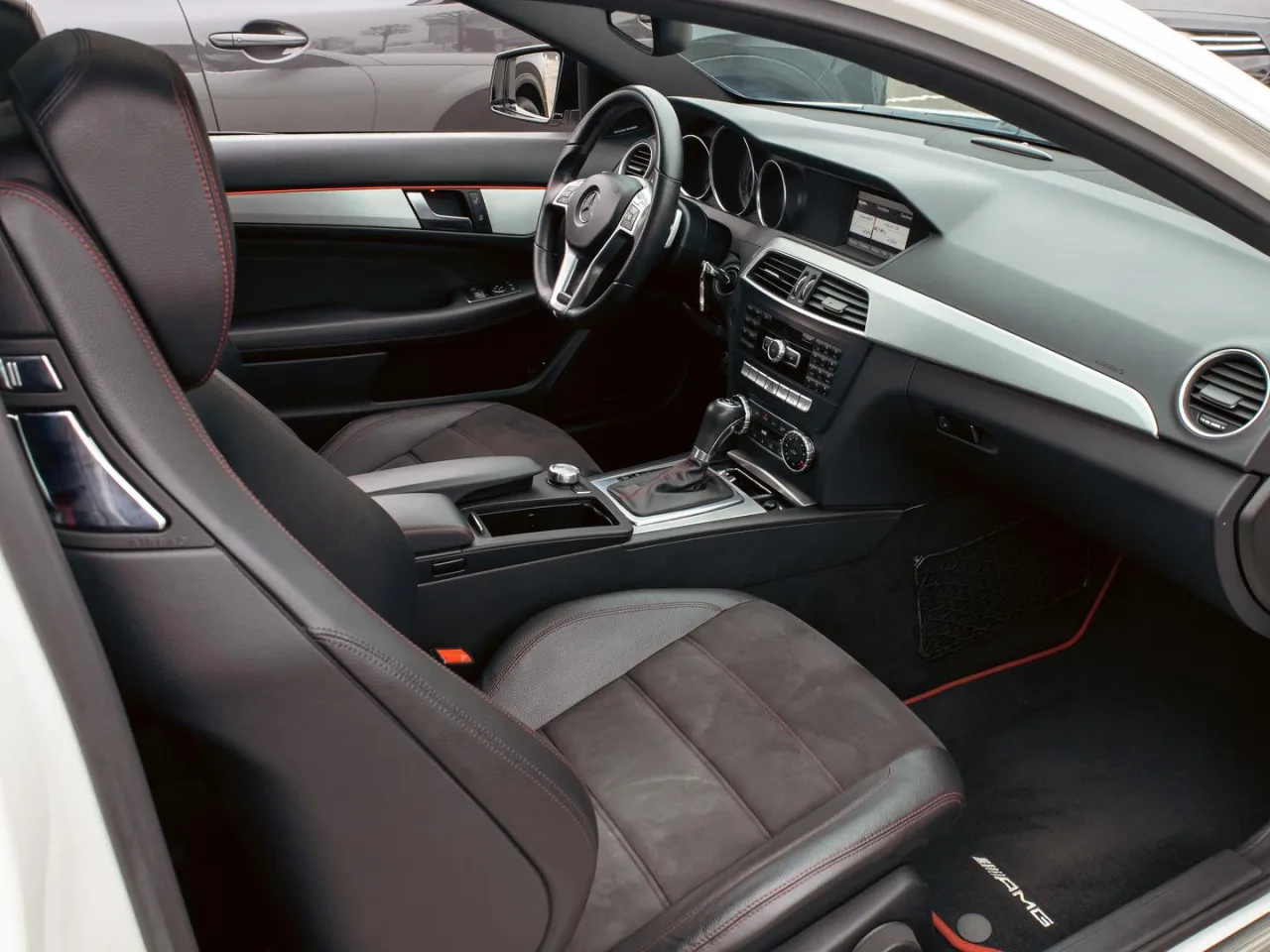 Mercedes-Benz C-Класс