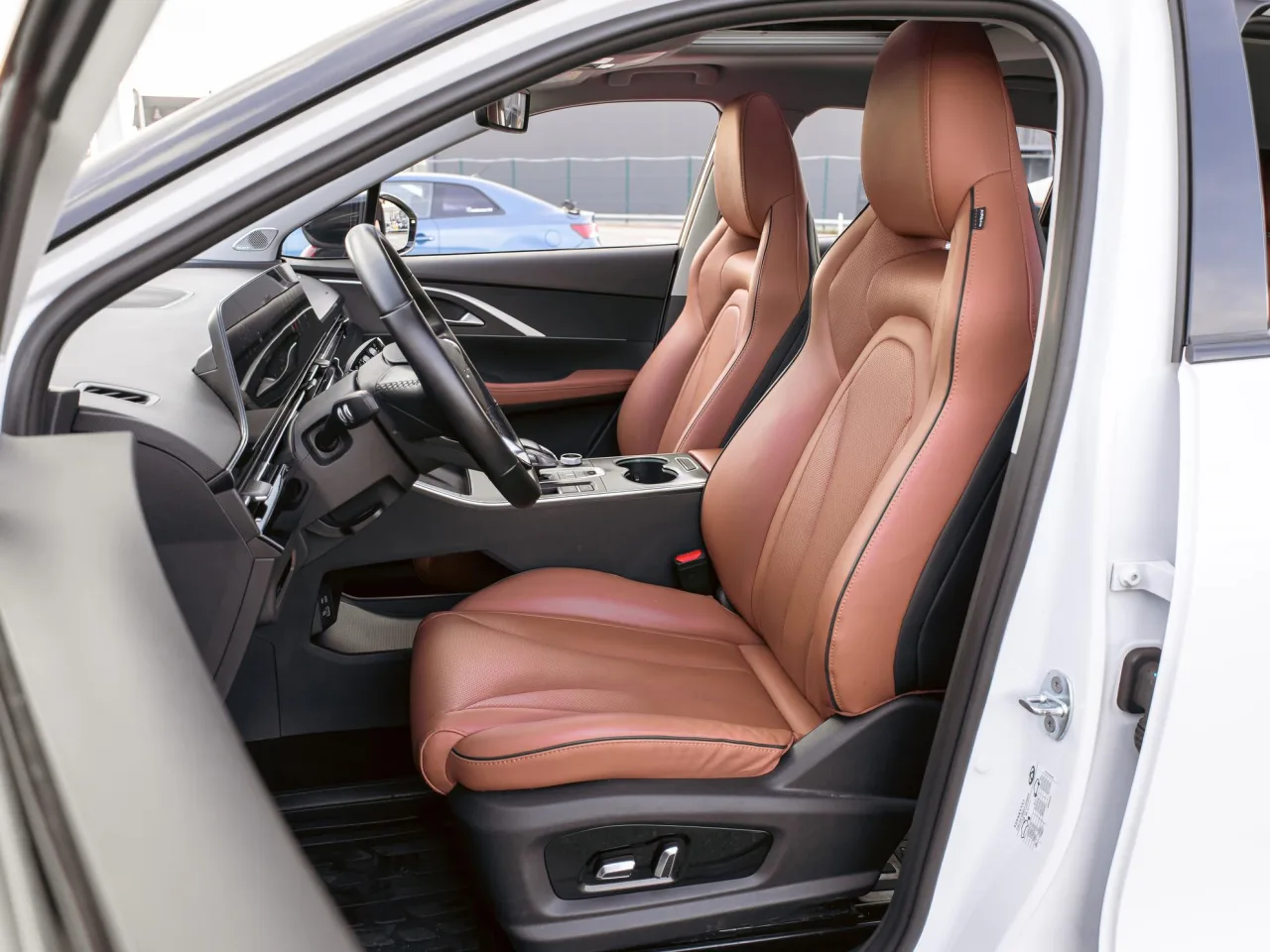 Omoda C5