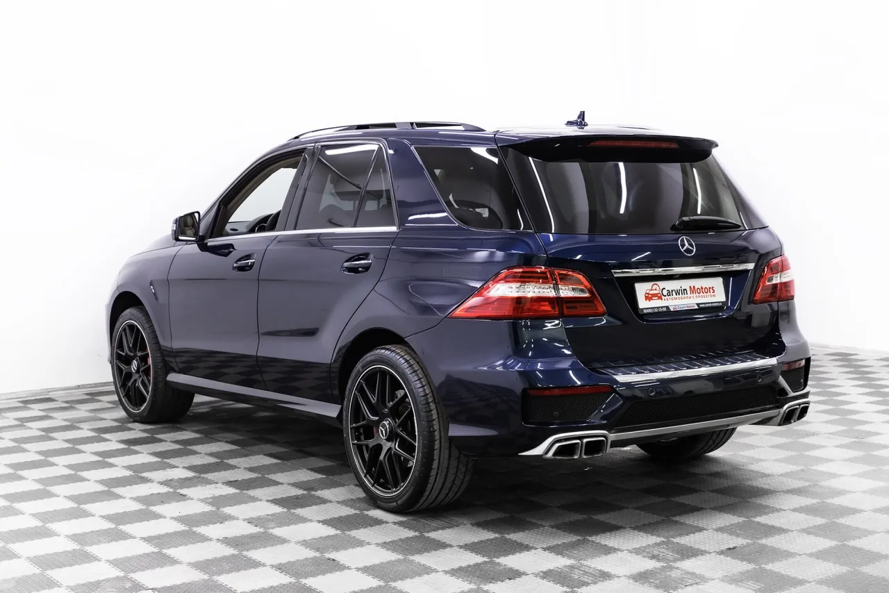Mercedes-Benz M-Класс AMG