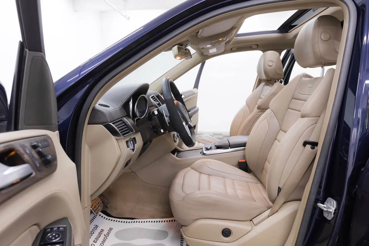 Mercedes-Benz M-Класс AMG