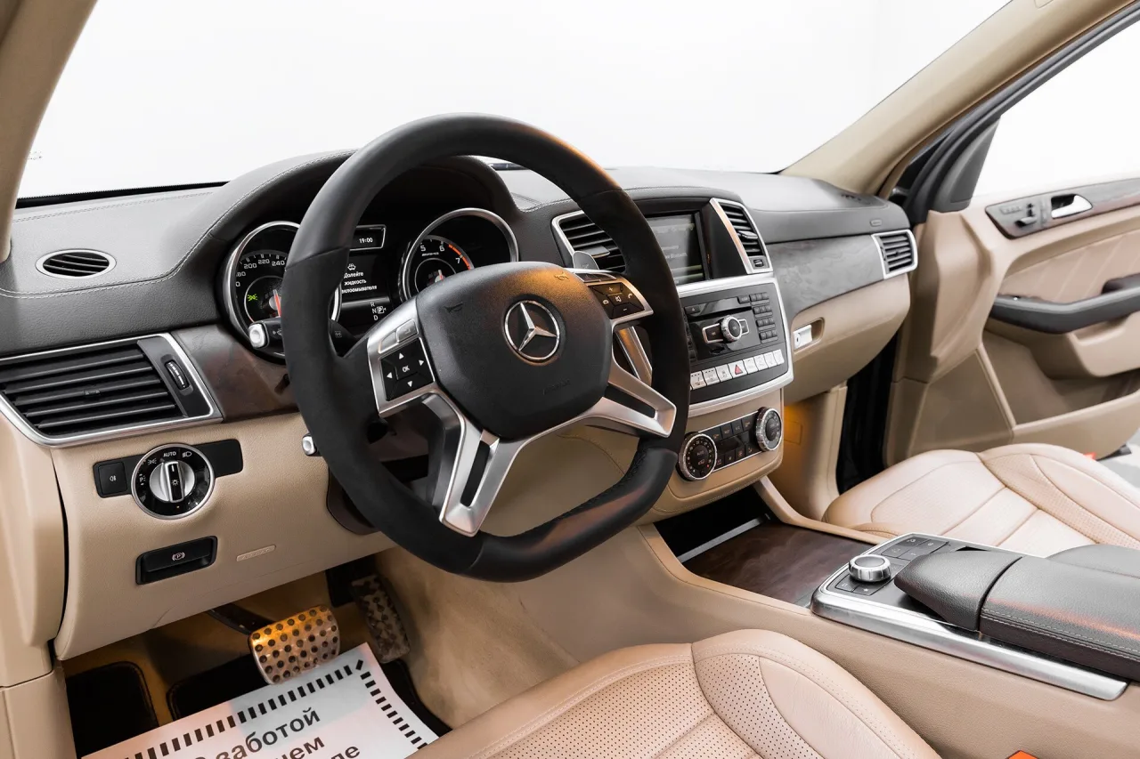 Mercedes-Benz M-Класс AMG