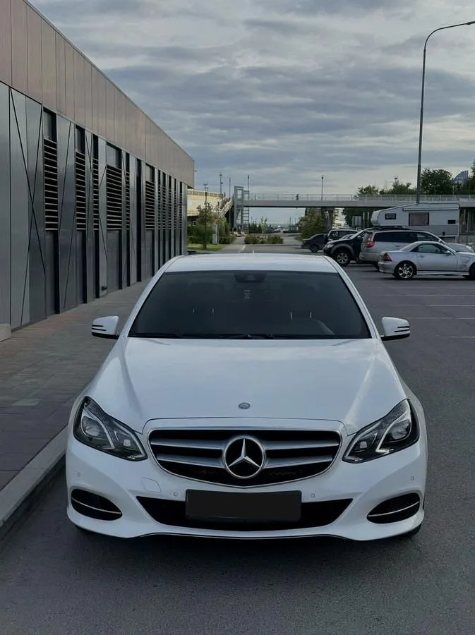 Mercedes-Benz E-Класс
