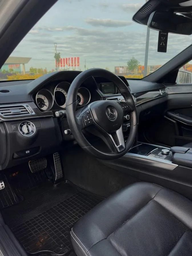 Mercedes-Benz E-Класс