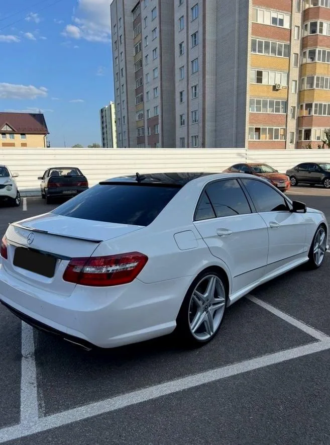 Mercedes-Benz E-Класс