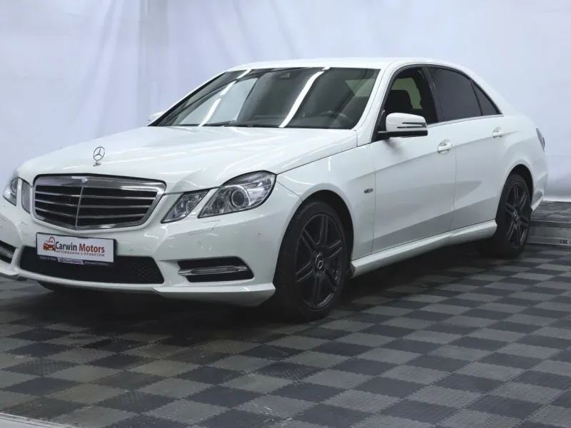 Mercedes-Benz E-Класс 2012