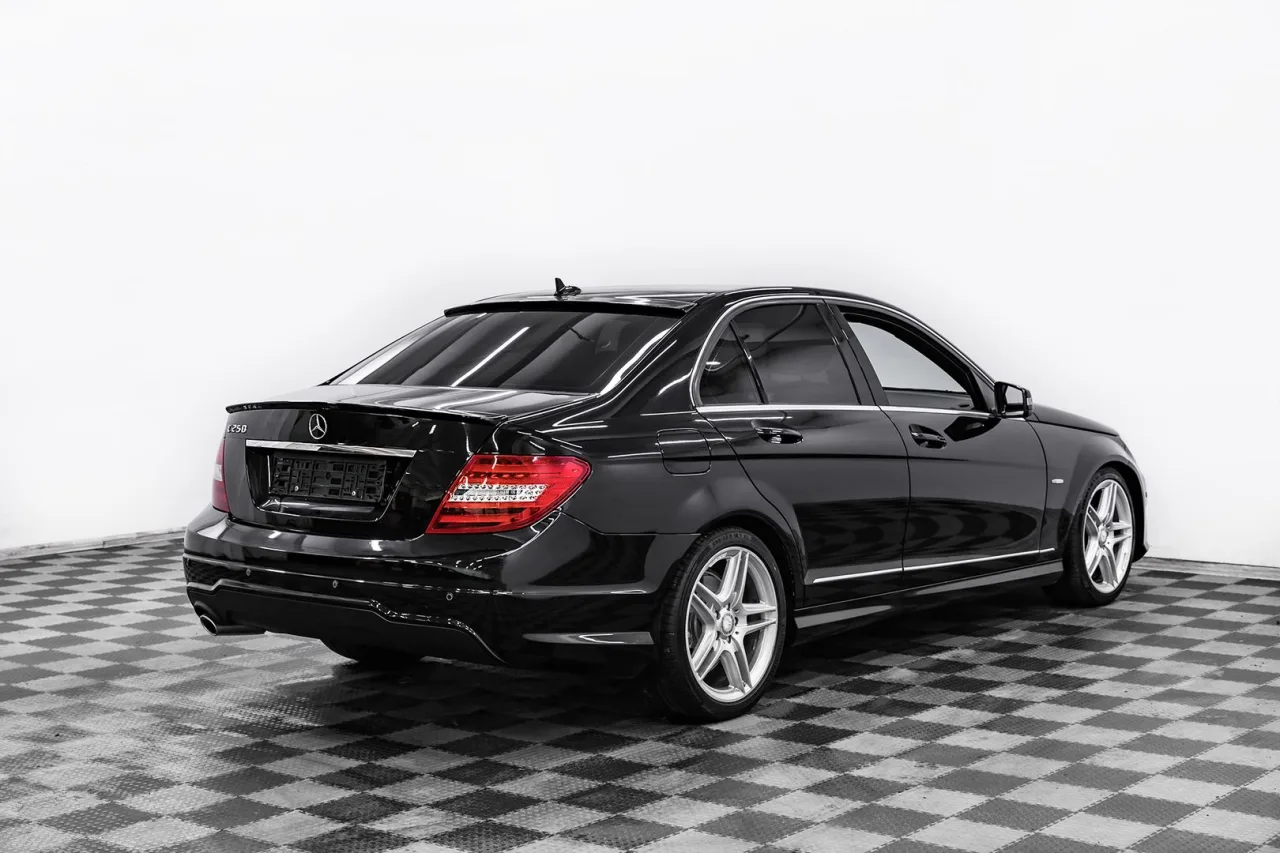 Mercedes-Benz C-Класс