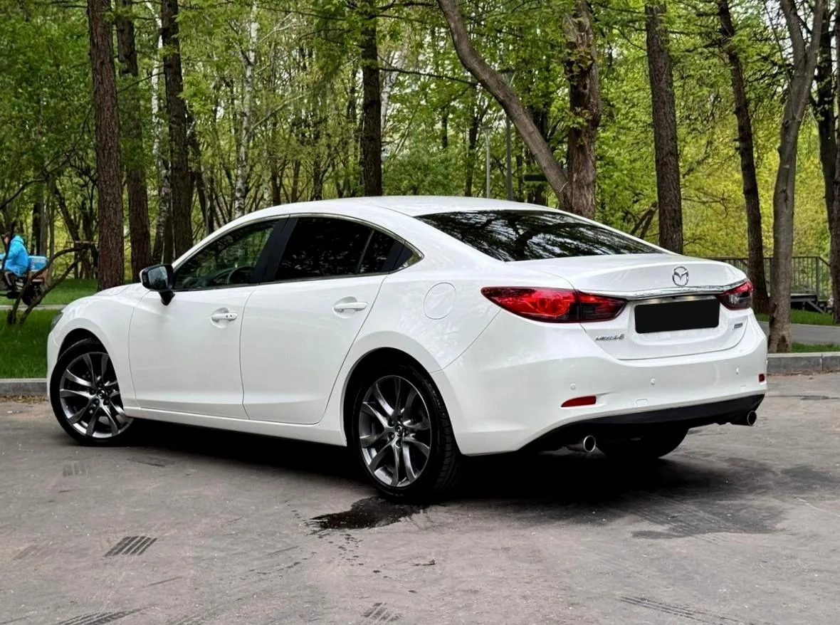 Mazda 6