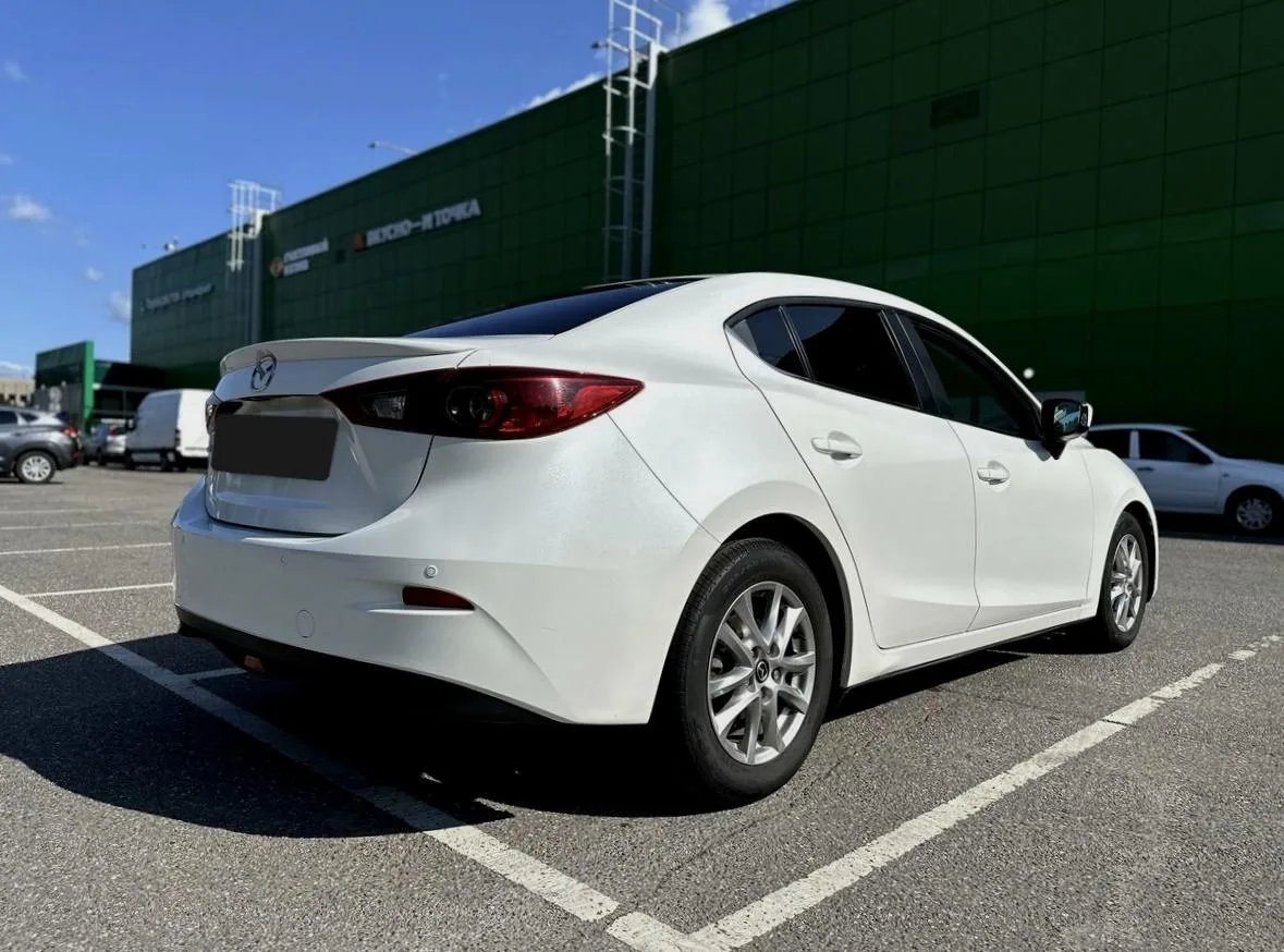 Mazda 3