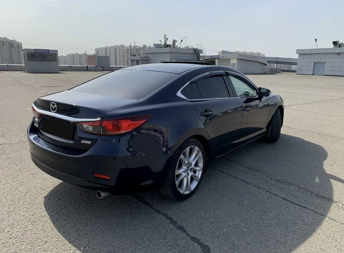 Mazda 6