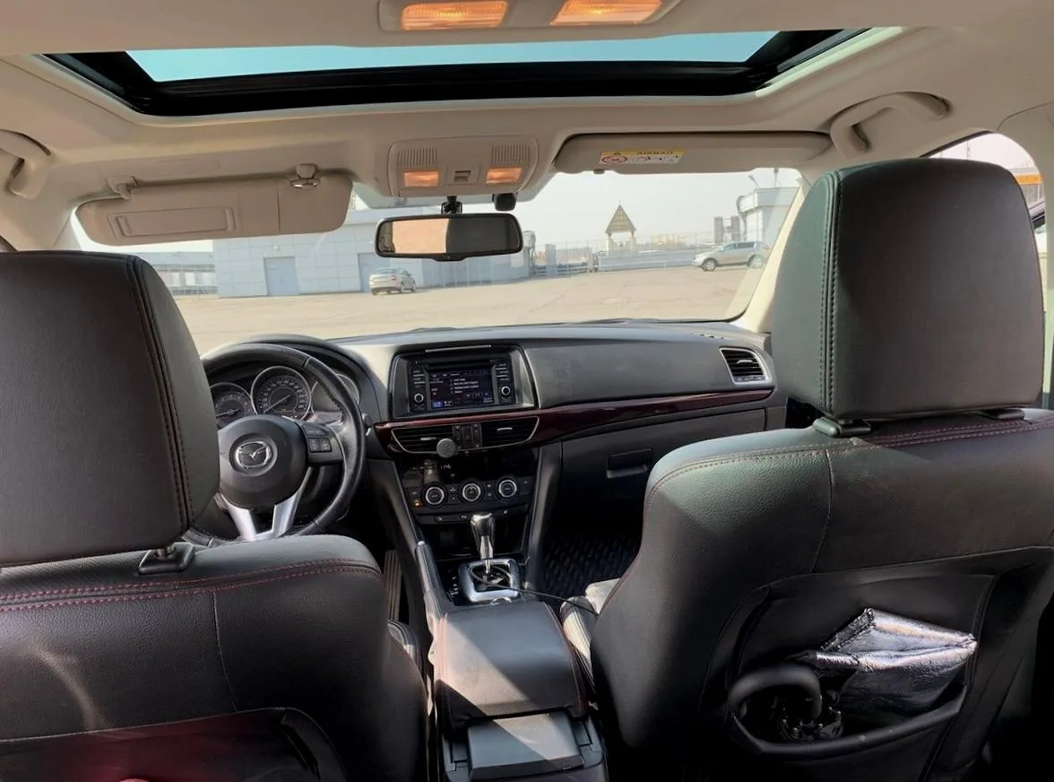 Mazda 6