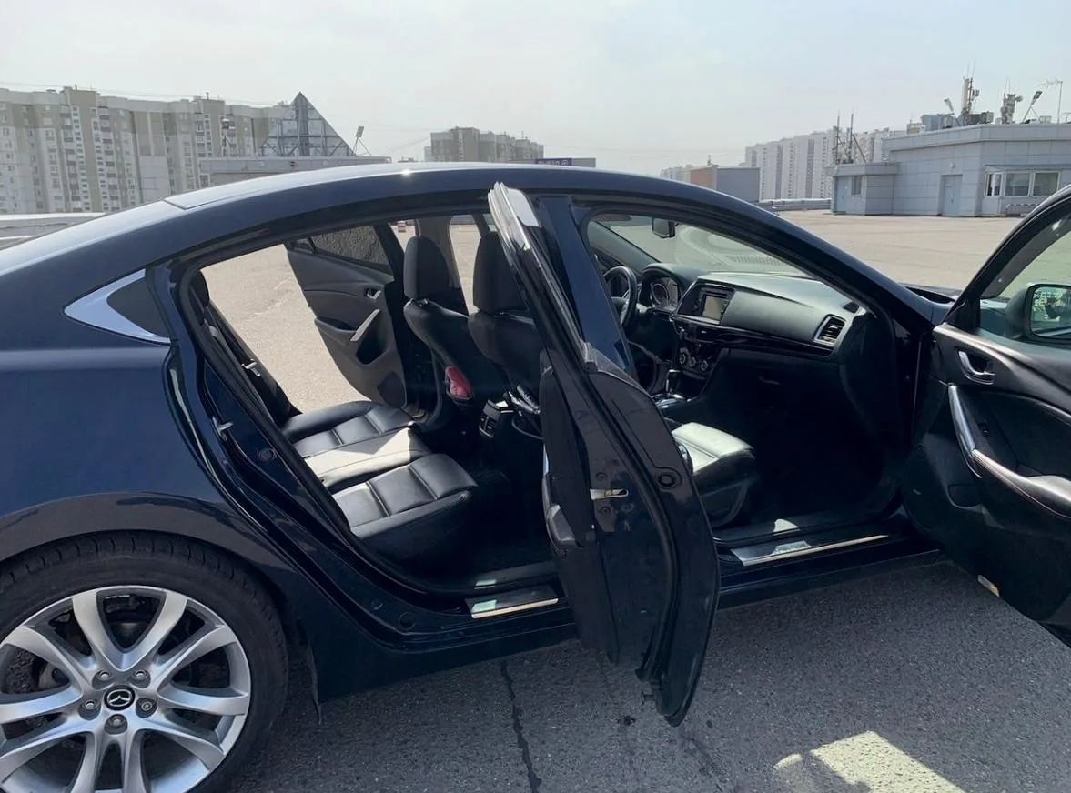 Mazda 6