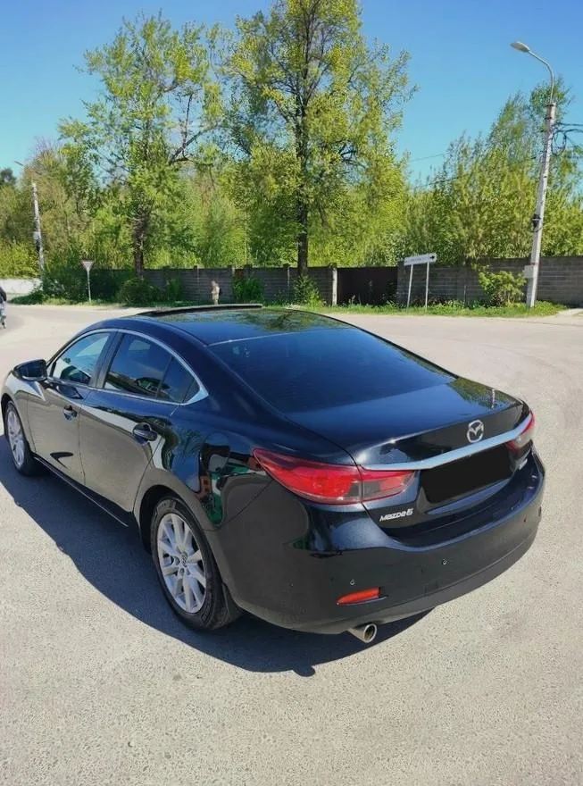 Mazda 6